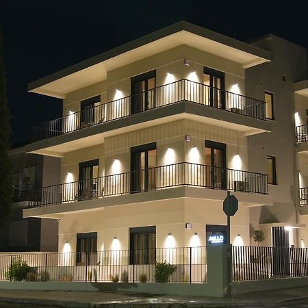 Aello Luxury Apartments Markópoulon Exteriör bild